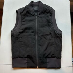 Lululemon, nonstop bomber vest